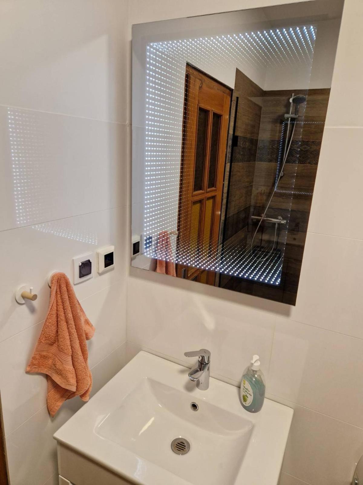 Homehostel Varşova Dış mekan fotoğraf